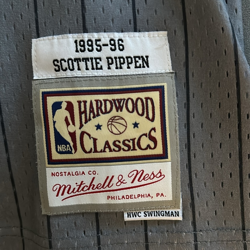 Scottie Pippen Jersey View 2
